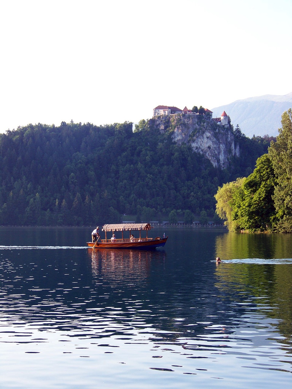 lake bled slovenia gondola free photo