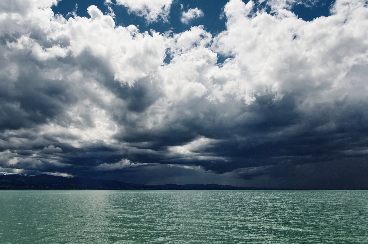 lake constance thunderstorm stormy sky free photo