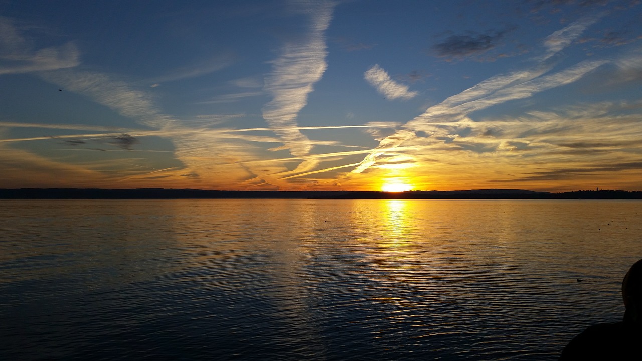 lake constance sunset water free photo