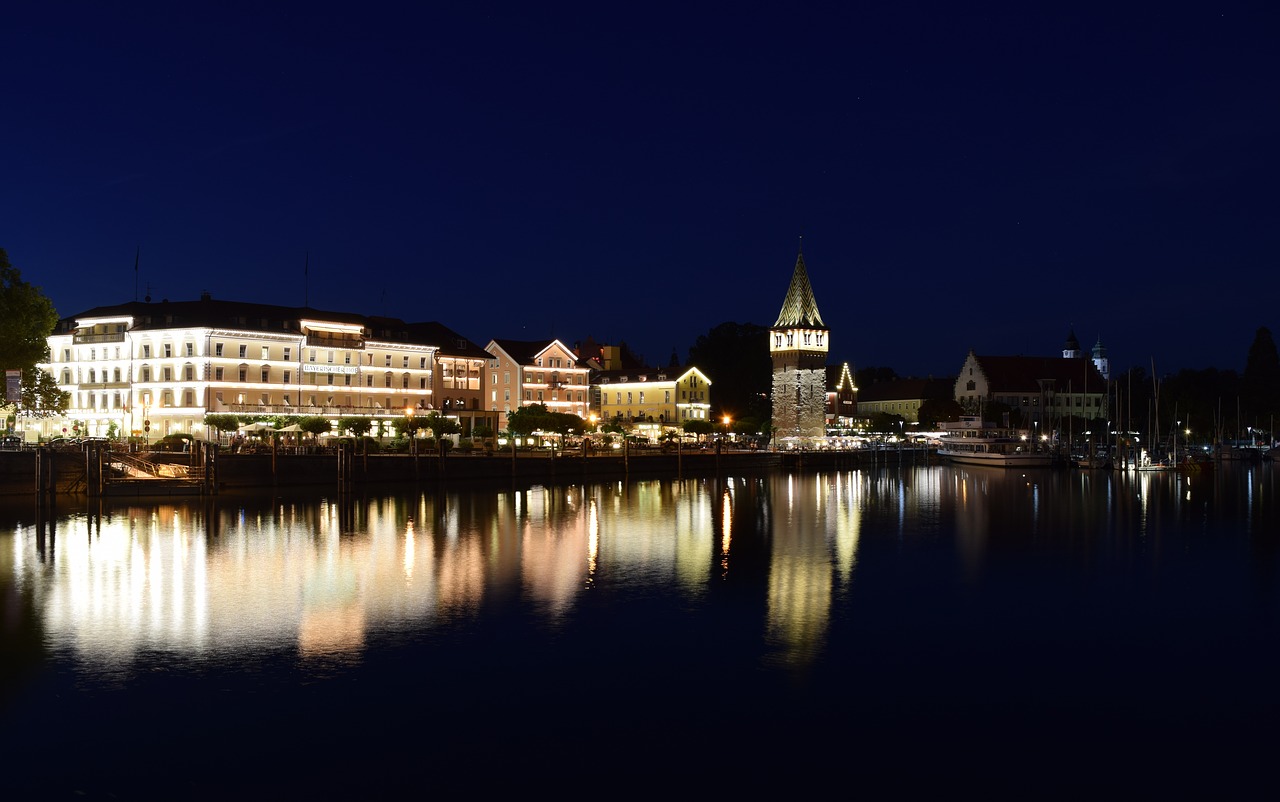 lake constance  lindau  city free photo