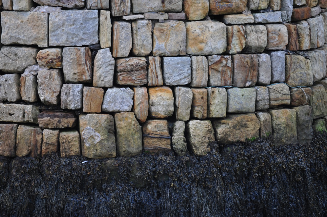 Old stones. Каменная стена. Защита каменная стена. Типы каменных стен. Каменный брод.