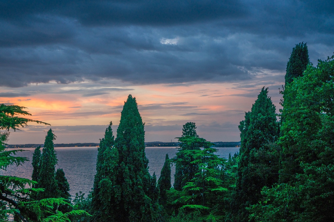 lake garda sunrise nature free photo