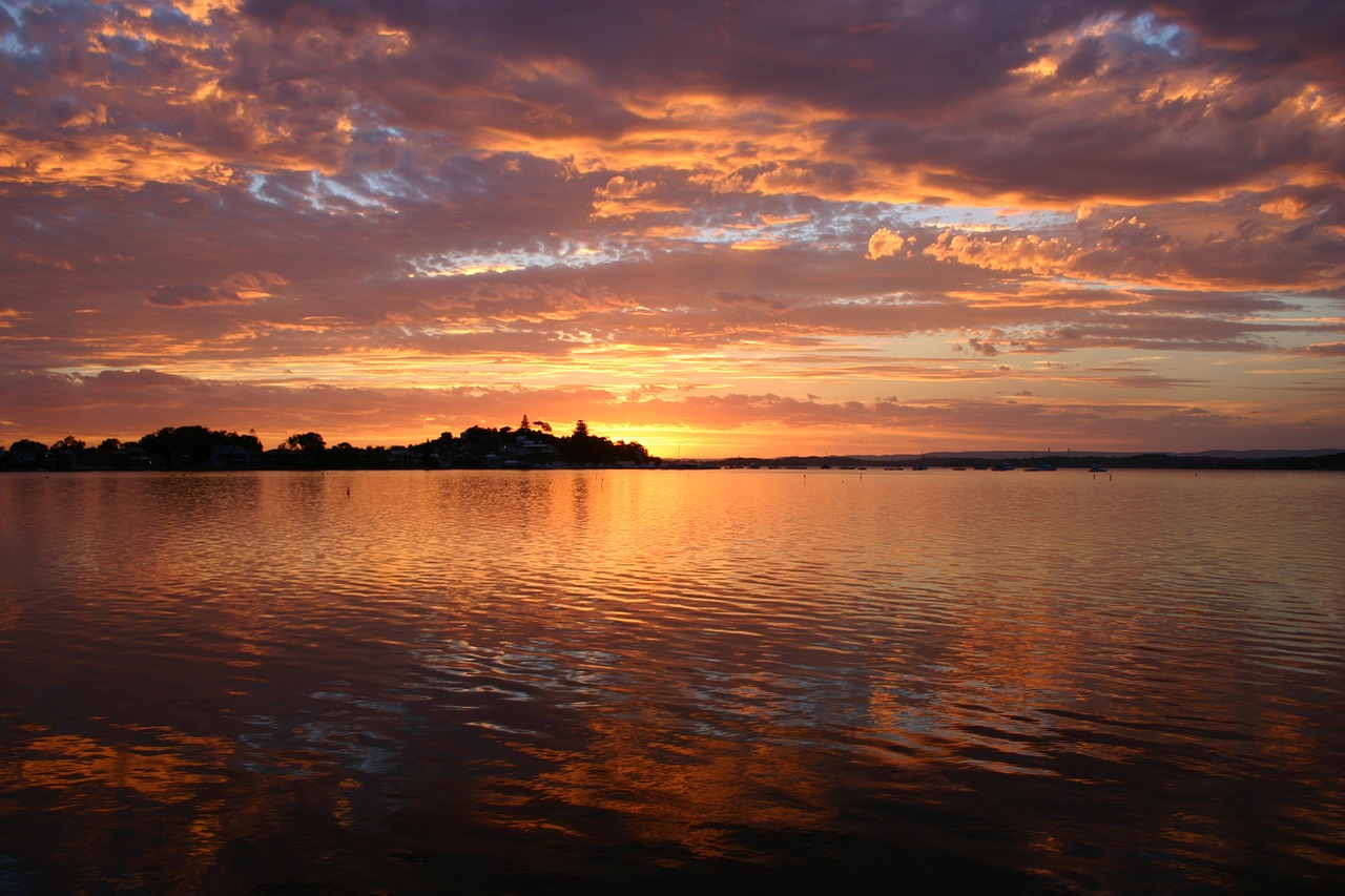 lake macquarie sunset water free photo