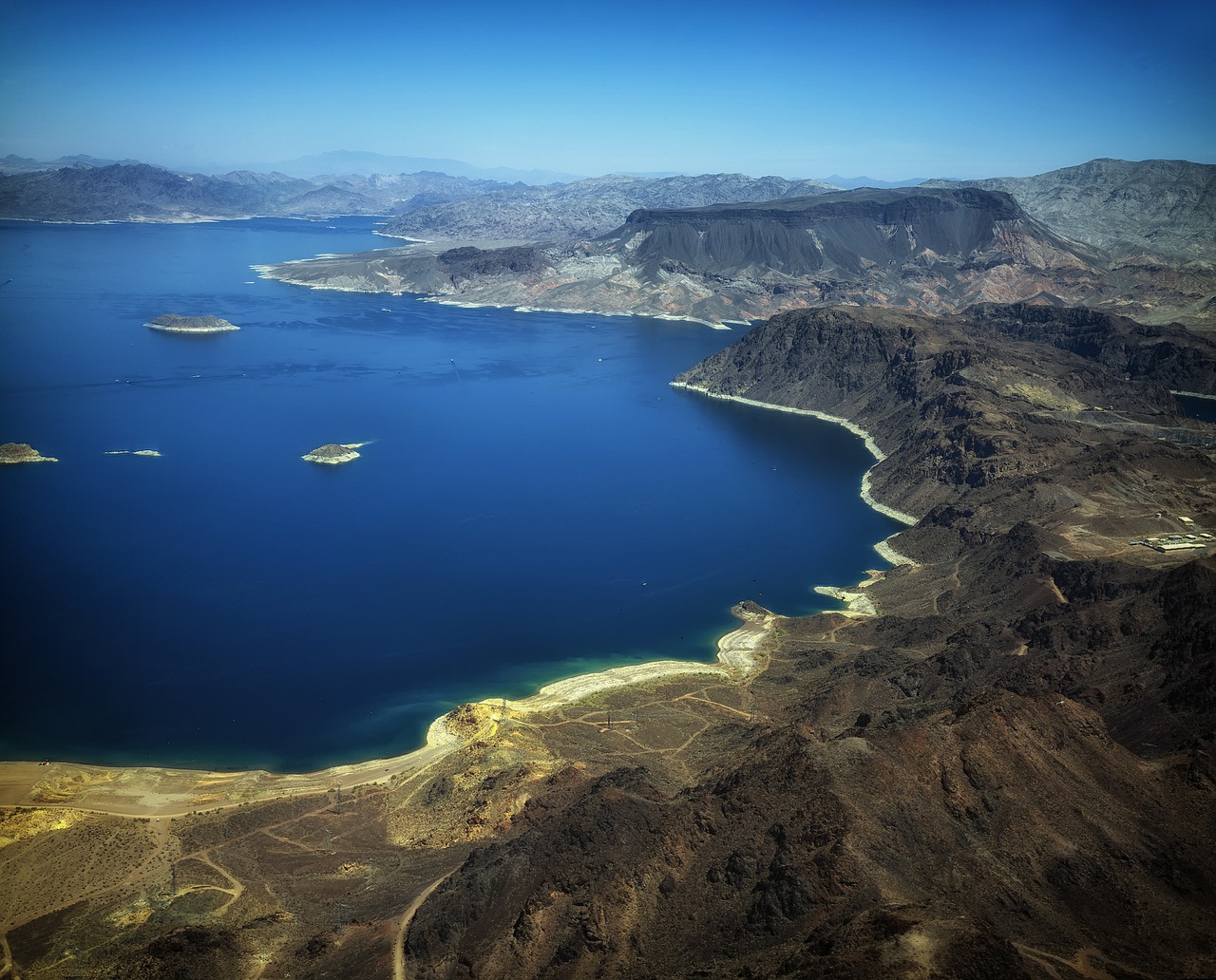 lake mead nevada aerial view free photo