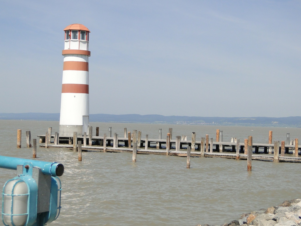 lake neusiedl austria lighthouse free photo