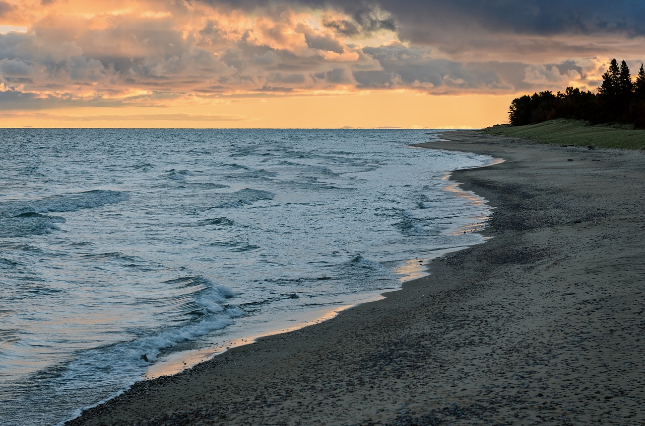 lake superior  shoreline  upper michigan free photo