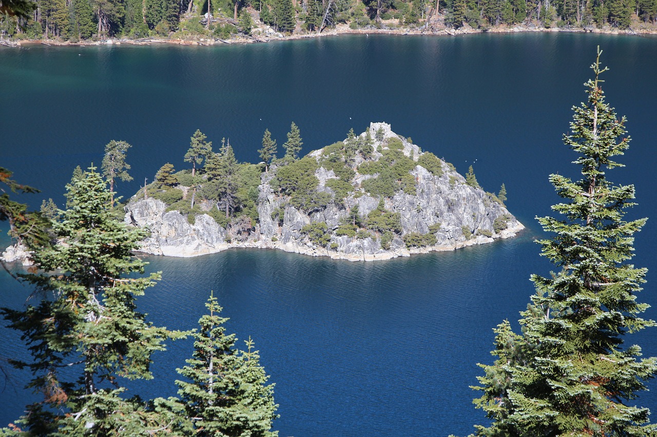 lake tahoe emerald bay water free photo