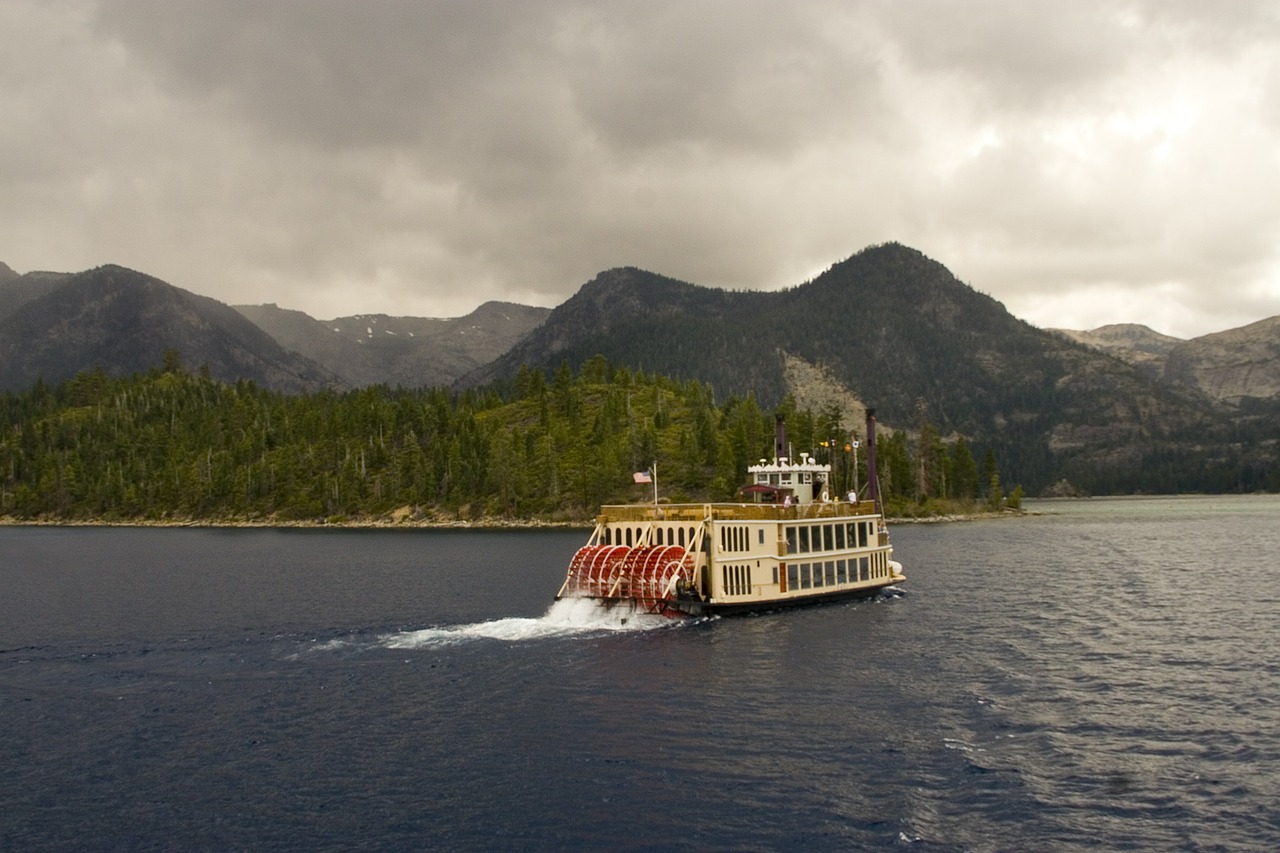 lake tahoe boat ferry free photo