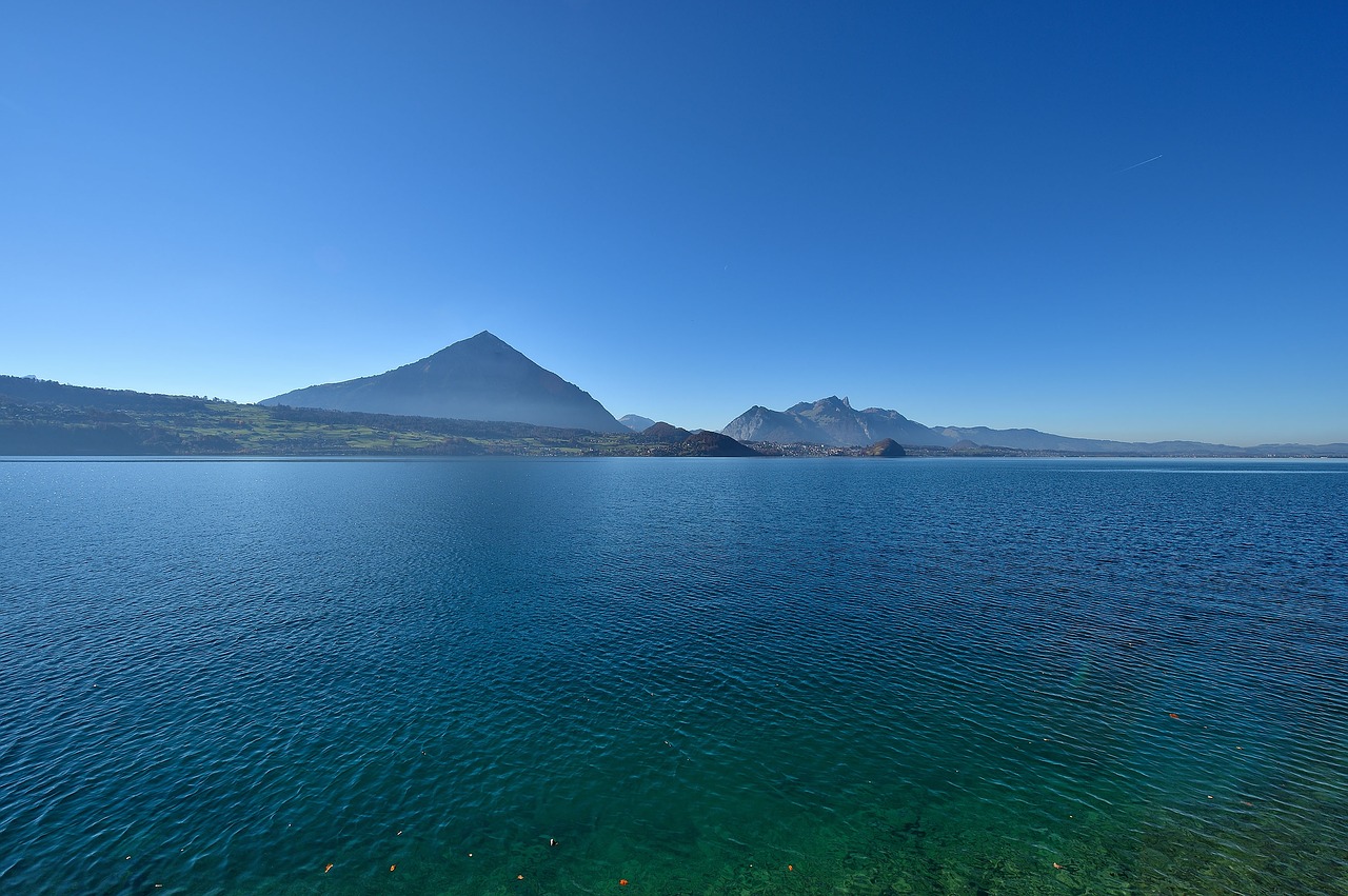 lake thun waters nature free photo