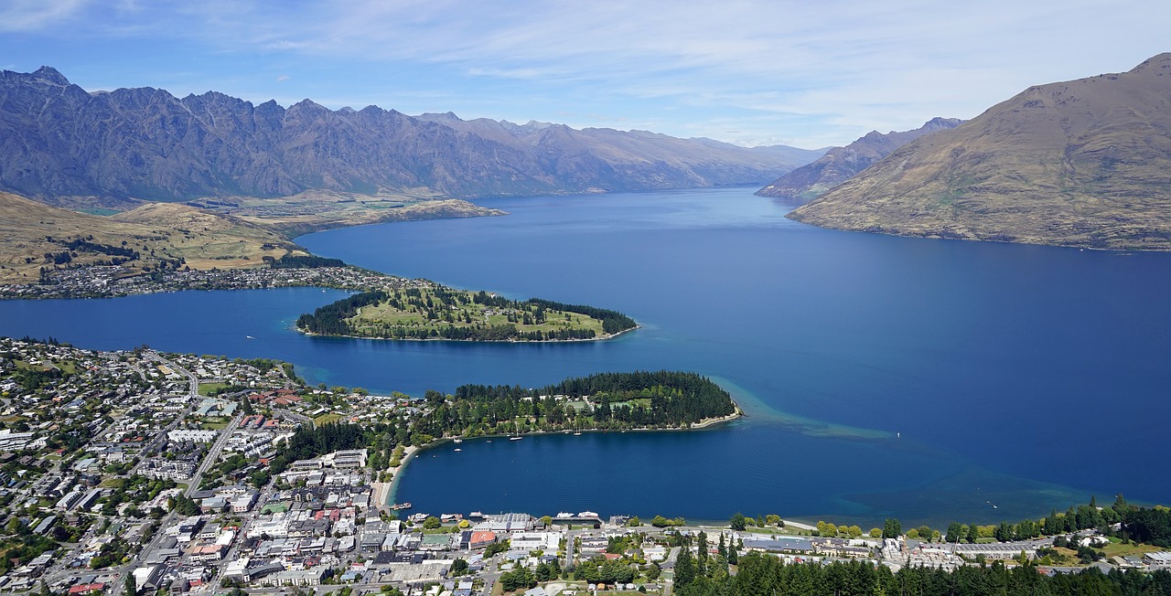 lake wakatipu queenstown bobs peak free photo