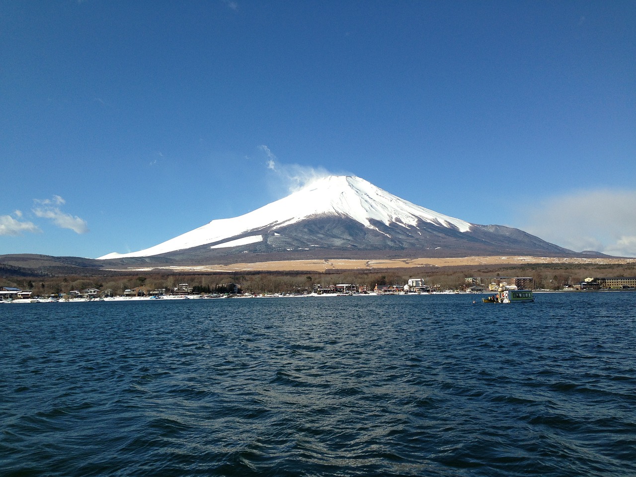 lake yamanaka from the ship lake surface free photo