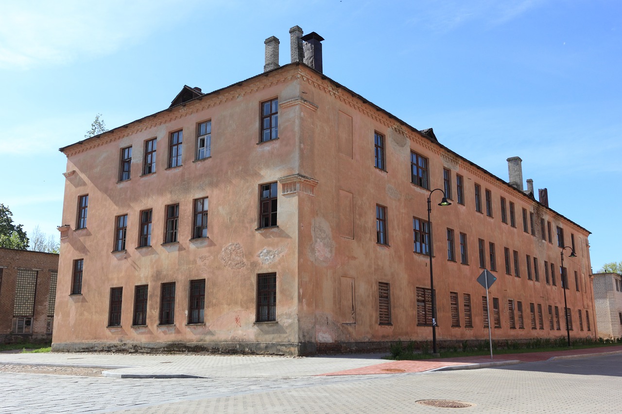 lalatvia daugavpils fort free photo