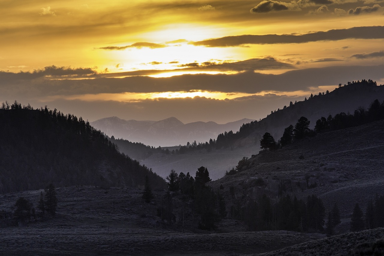 lamar valley sunset landscape free photo