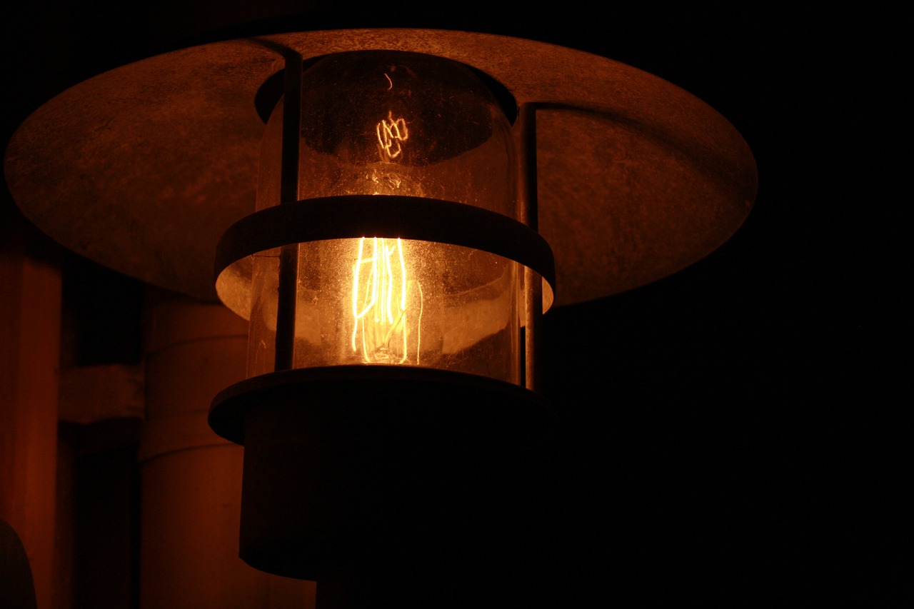 lamp dark black free photo