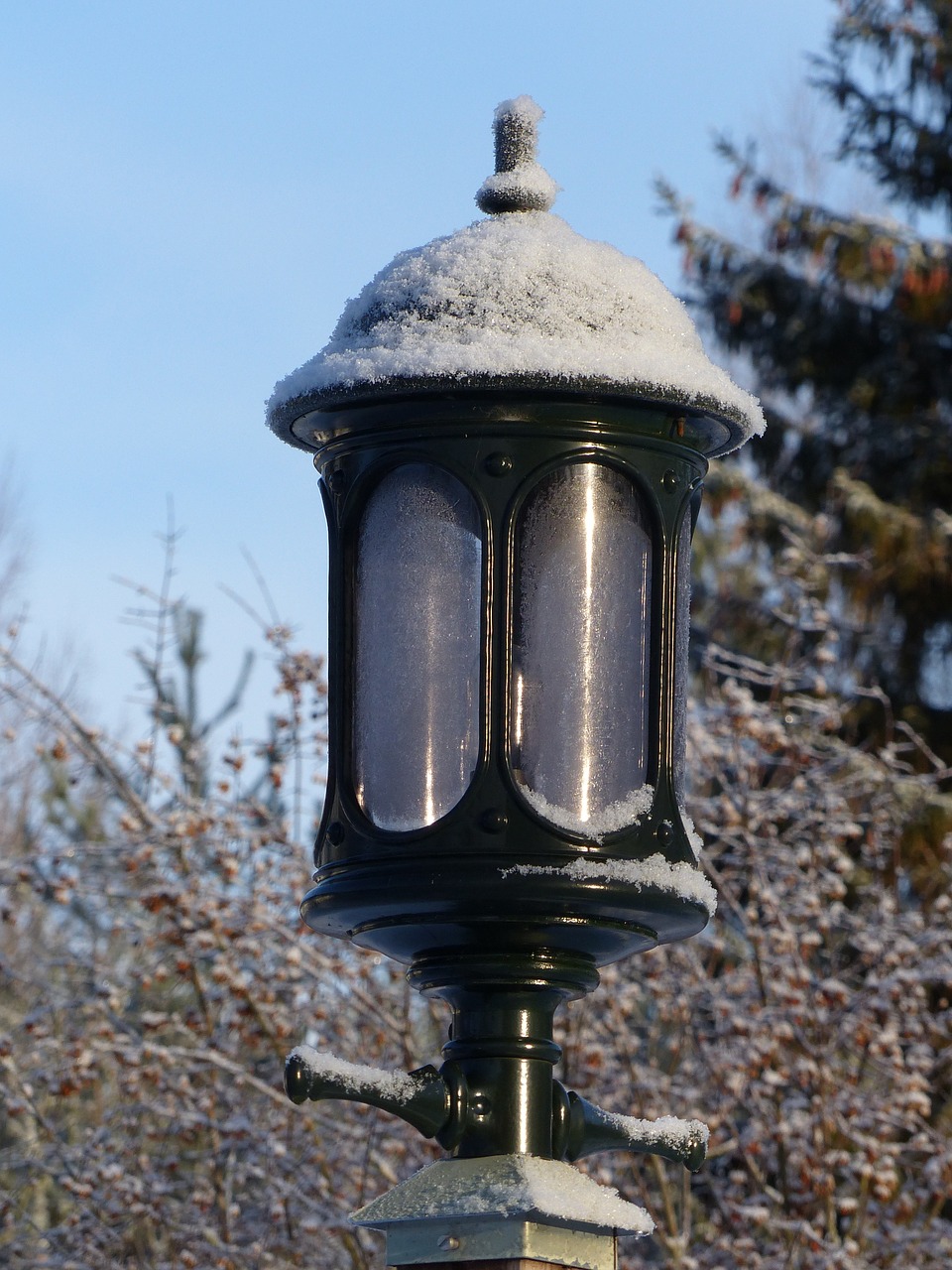 lamp outdoor winter free photo