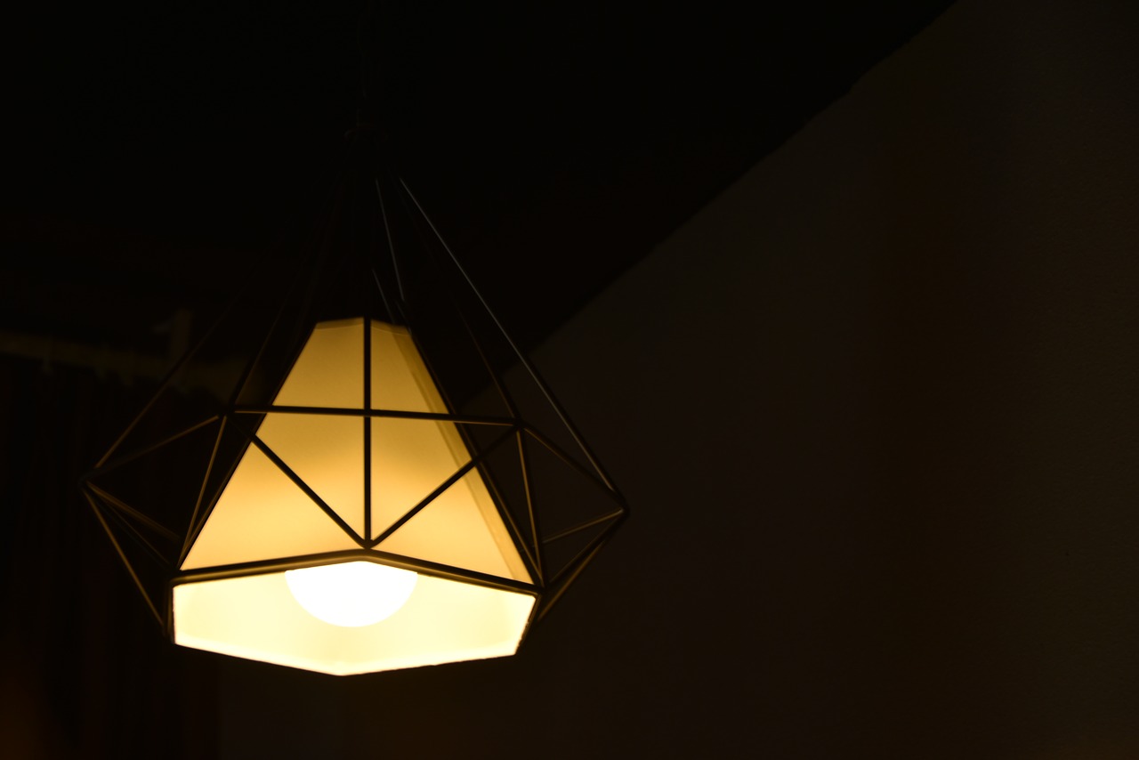 lamp simple geometry free photo