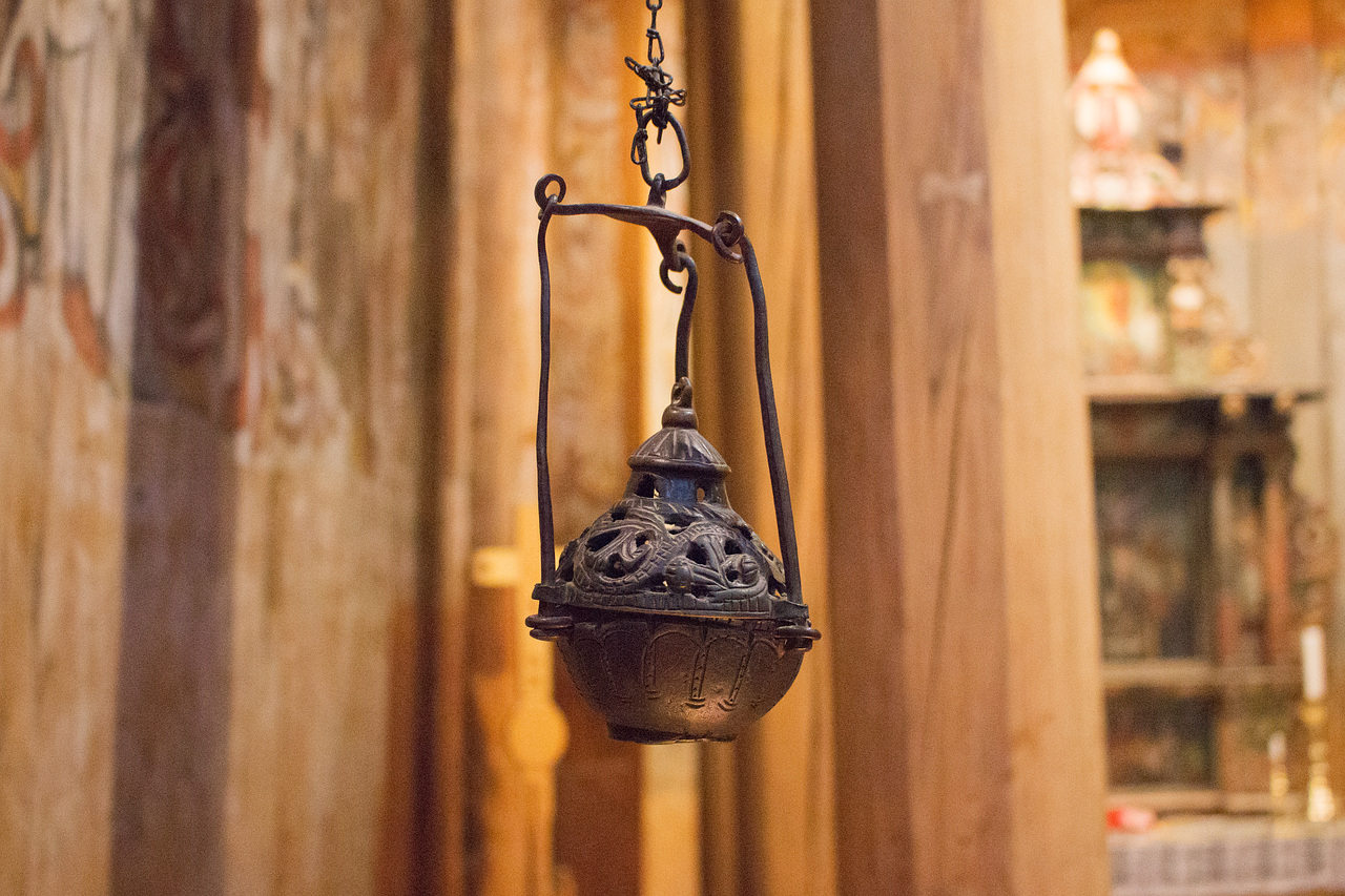 lamp old church free photo