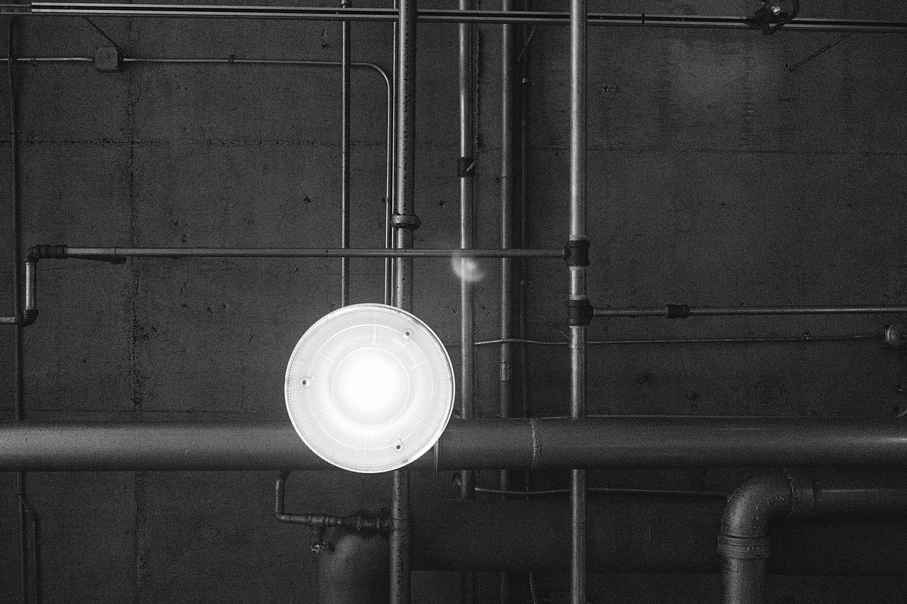 lamp ceiling light free photo