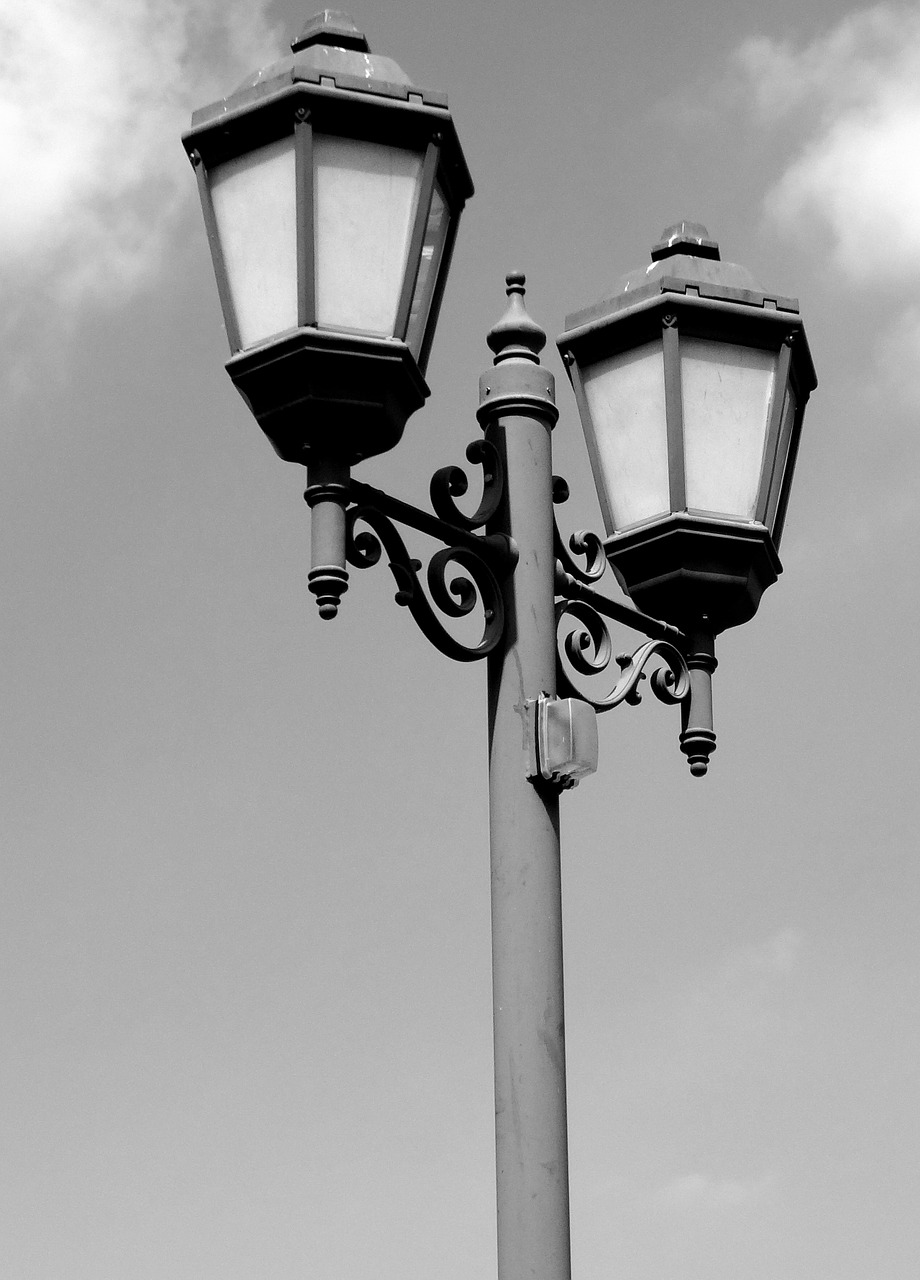 lamppost streetlamp decorative free photo