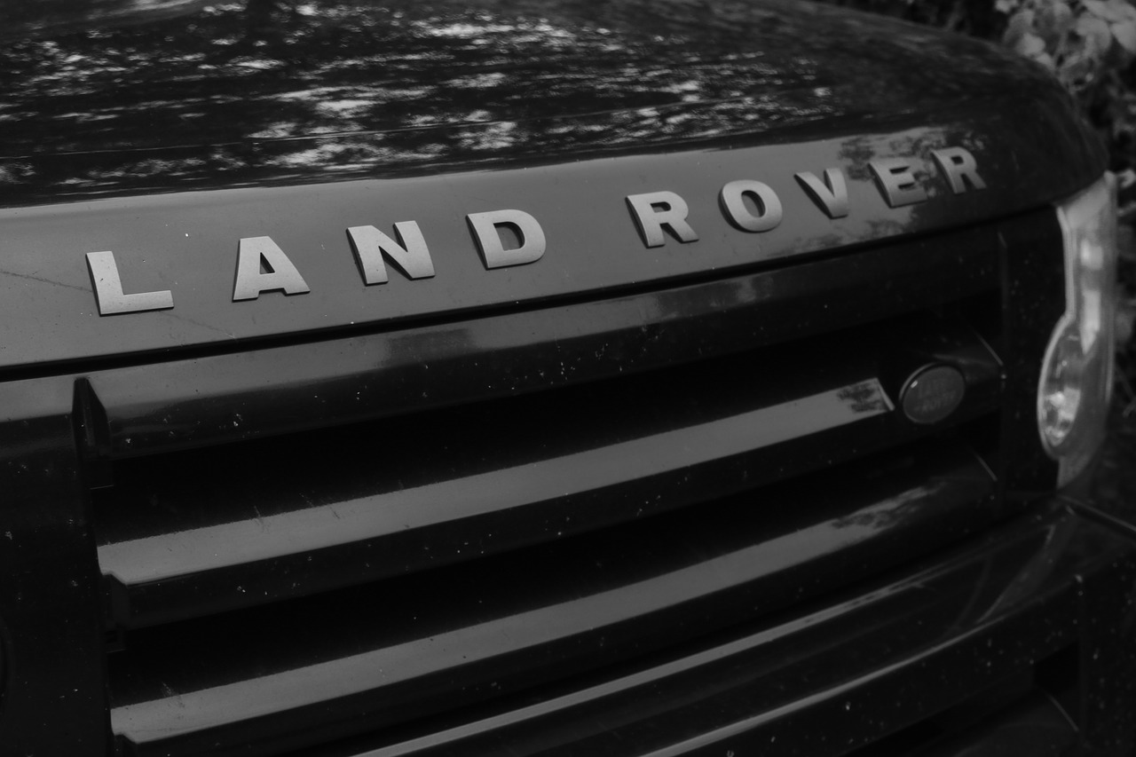 land rover perspective auto free photo