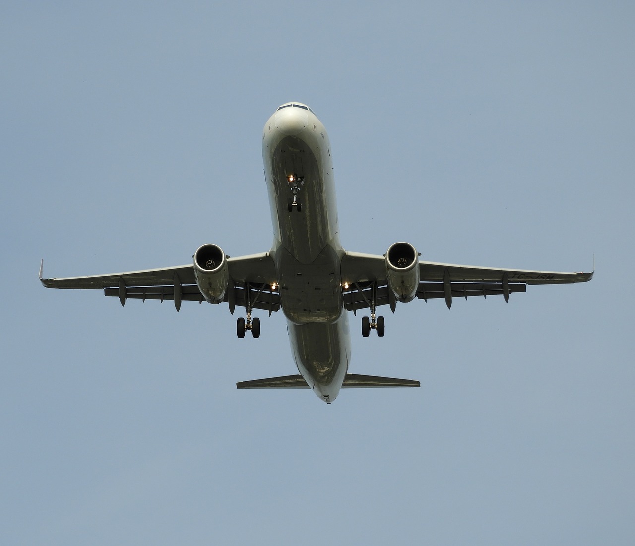 Landing,aircraft,flyer,sky,approach - free image from needpix.com