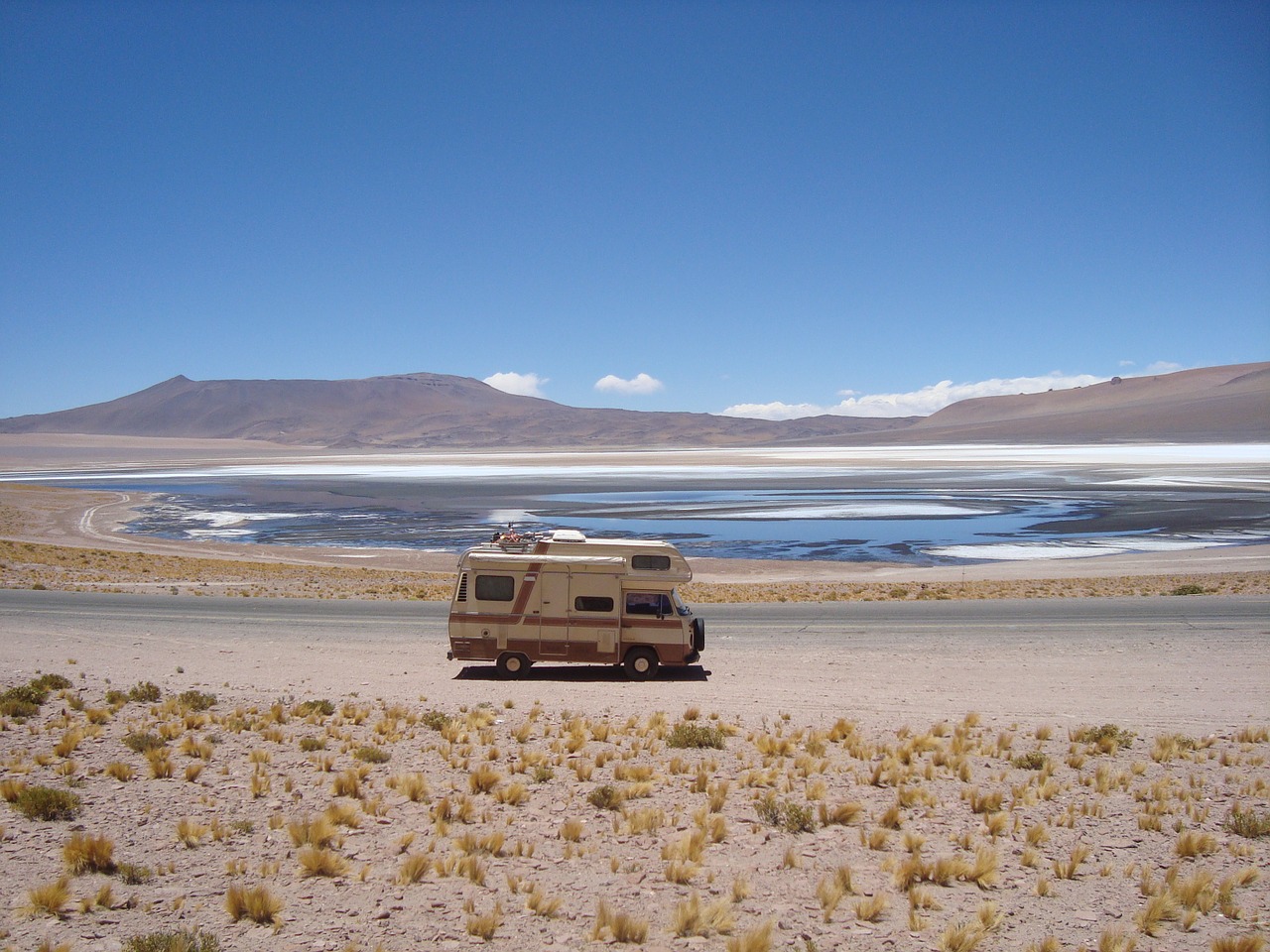 landscape pond kombi free photo