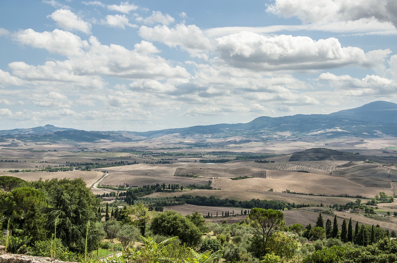 landscape italy tuscany free photo