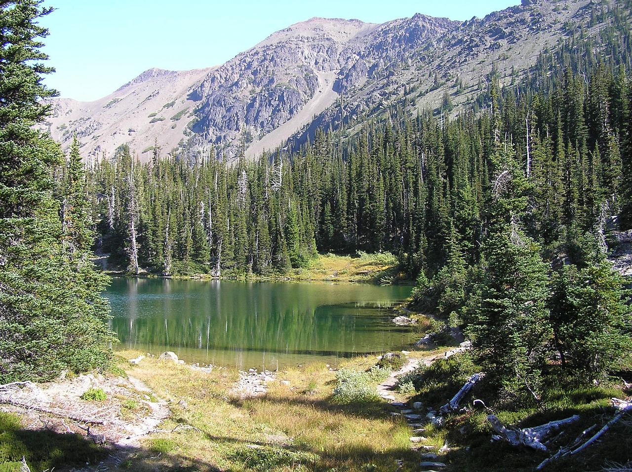 landscape royal lake peaks free photo