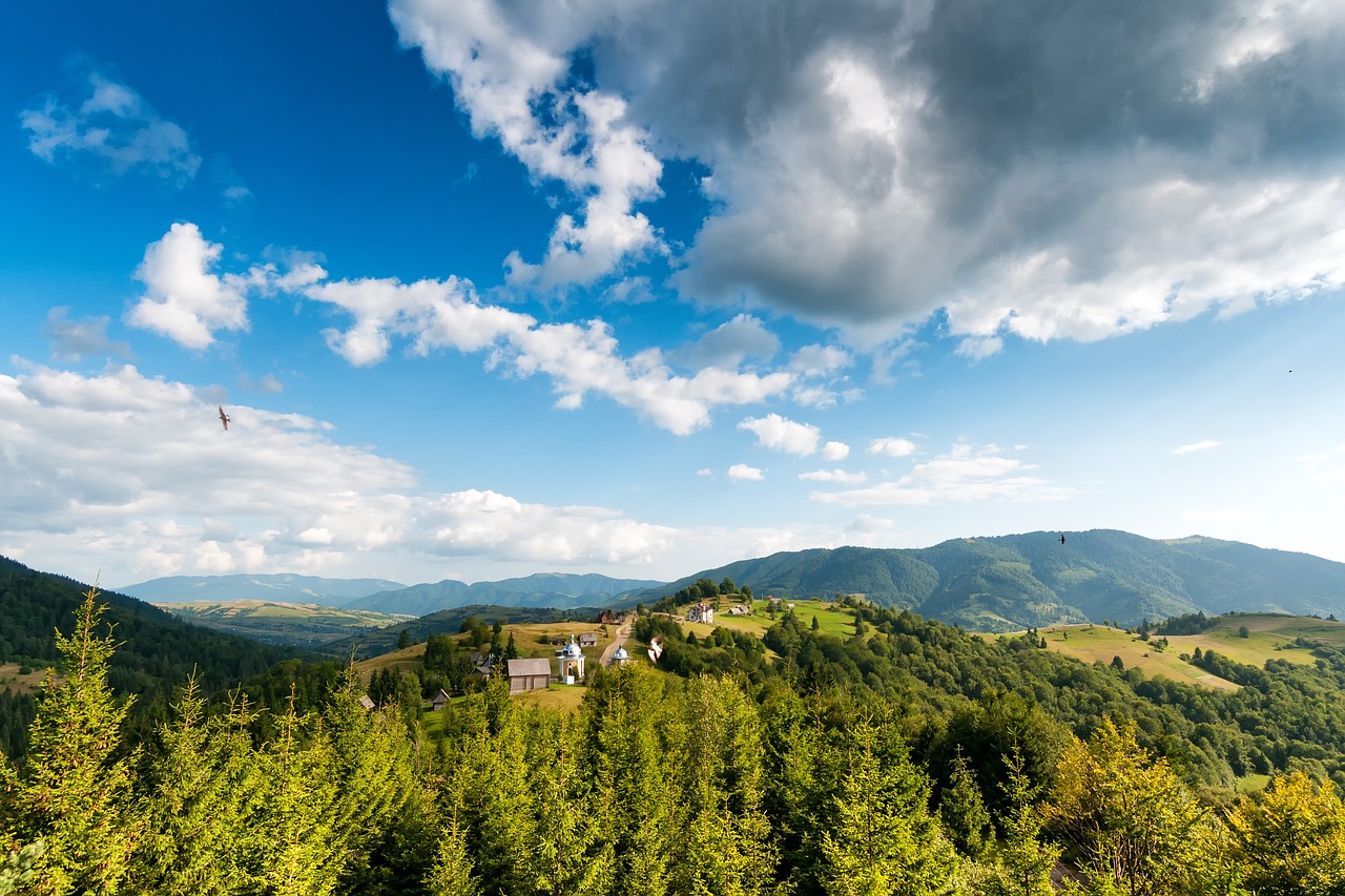 landscape ukraine carpathian mountains free photo