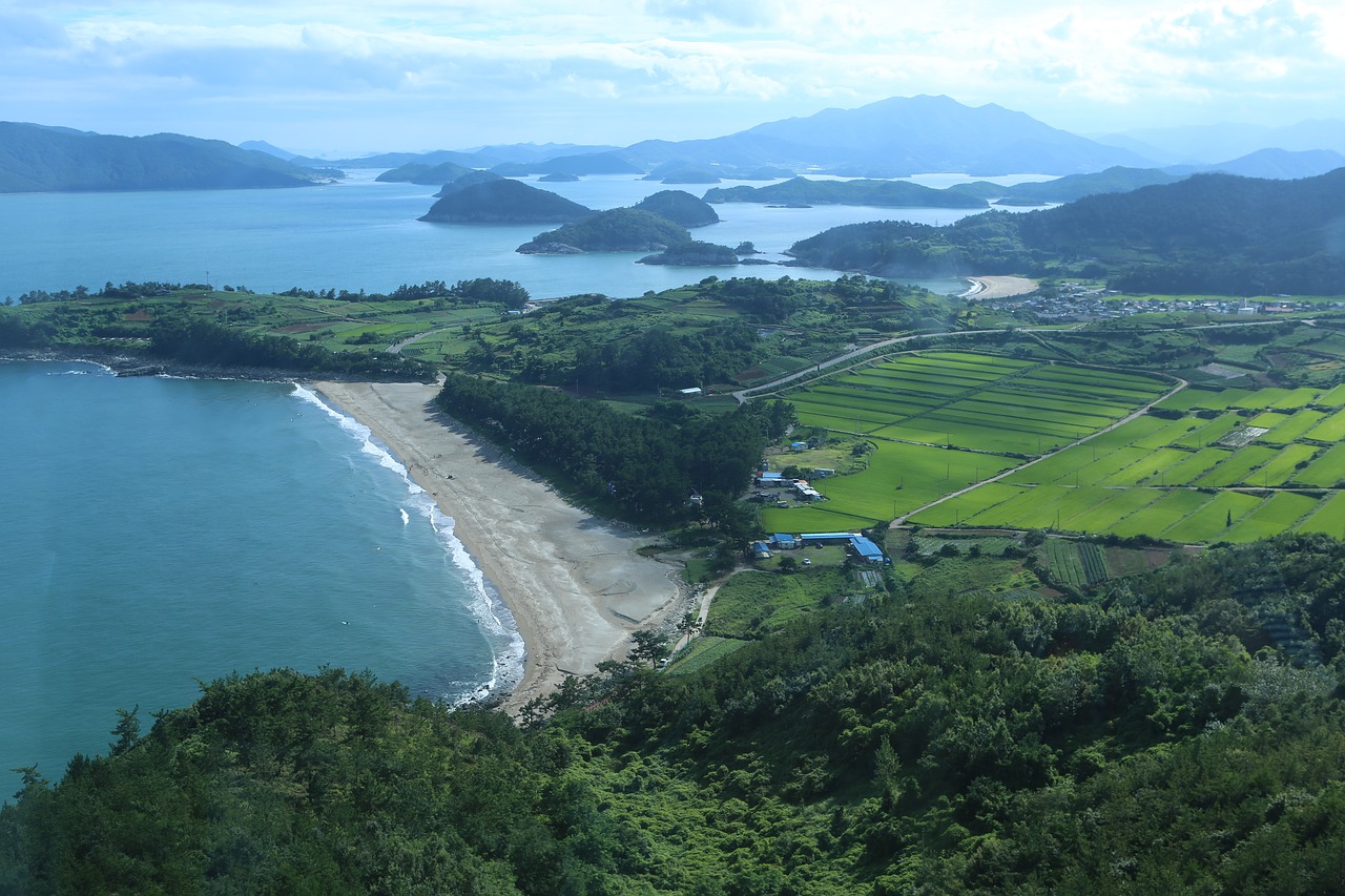 landscape  bathing beach  sandy free photo