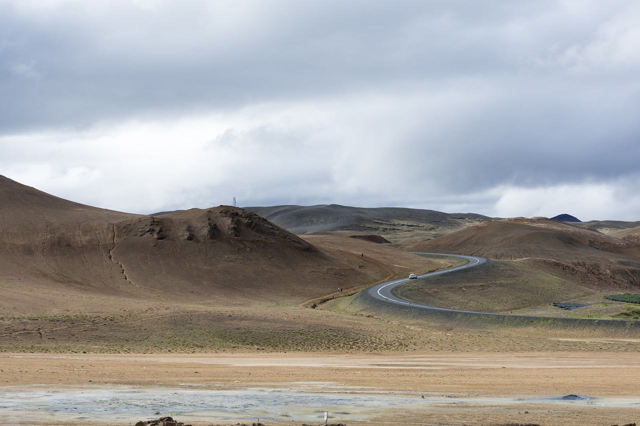 landscape  road  iceland free photo