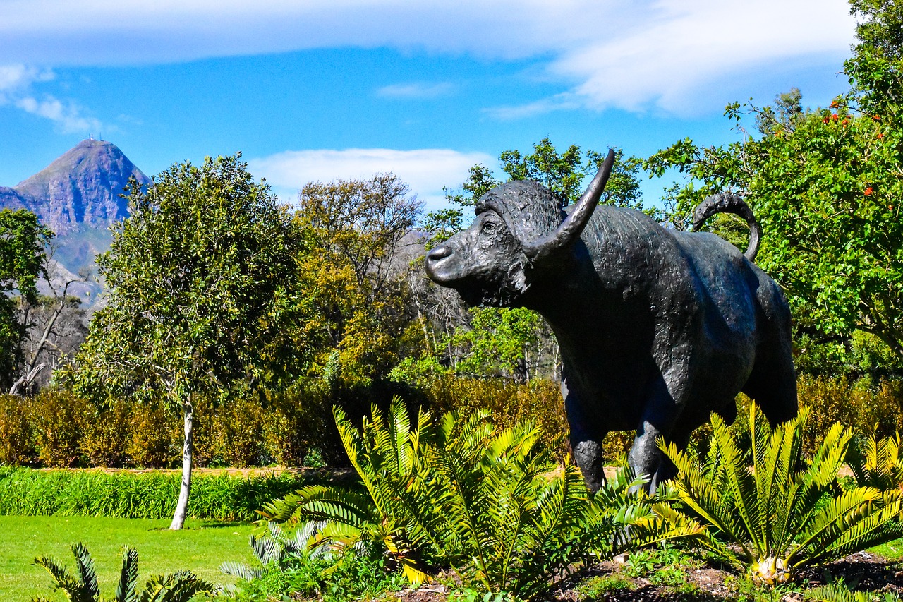 landscape  statue  buck free photo