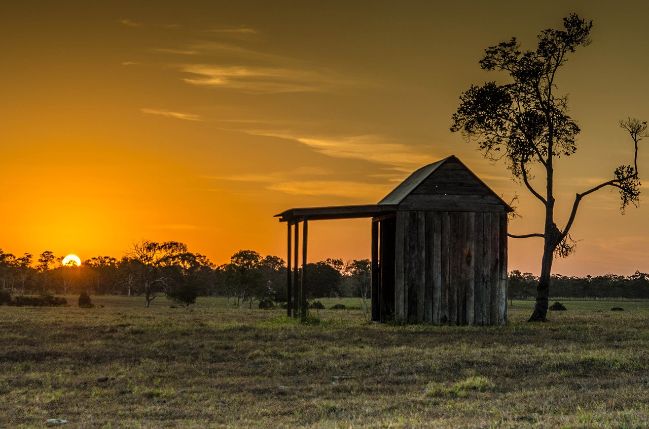 landscape  shed  countryside free photo