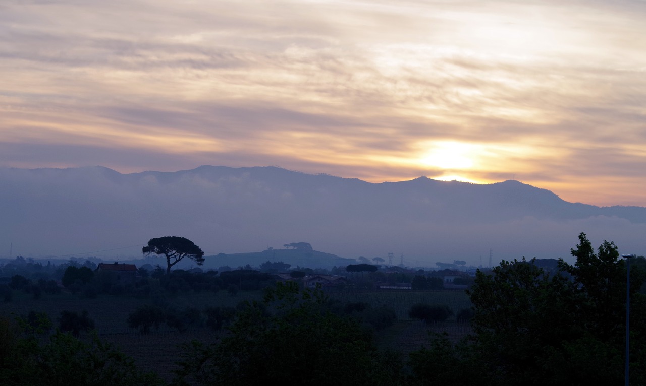 landscape  sunrise  mountains free photo