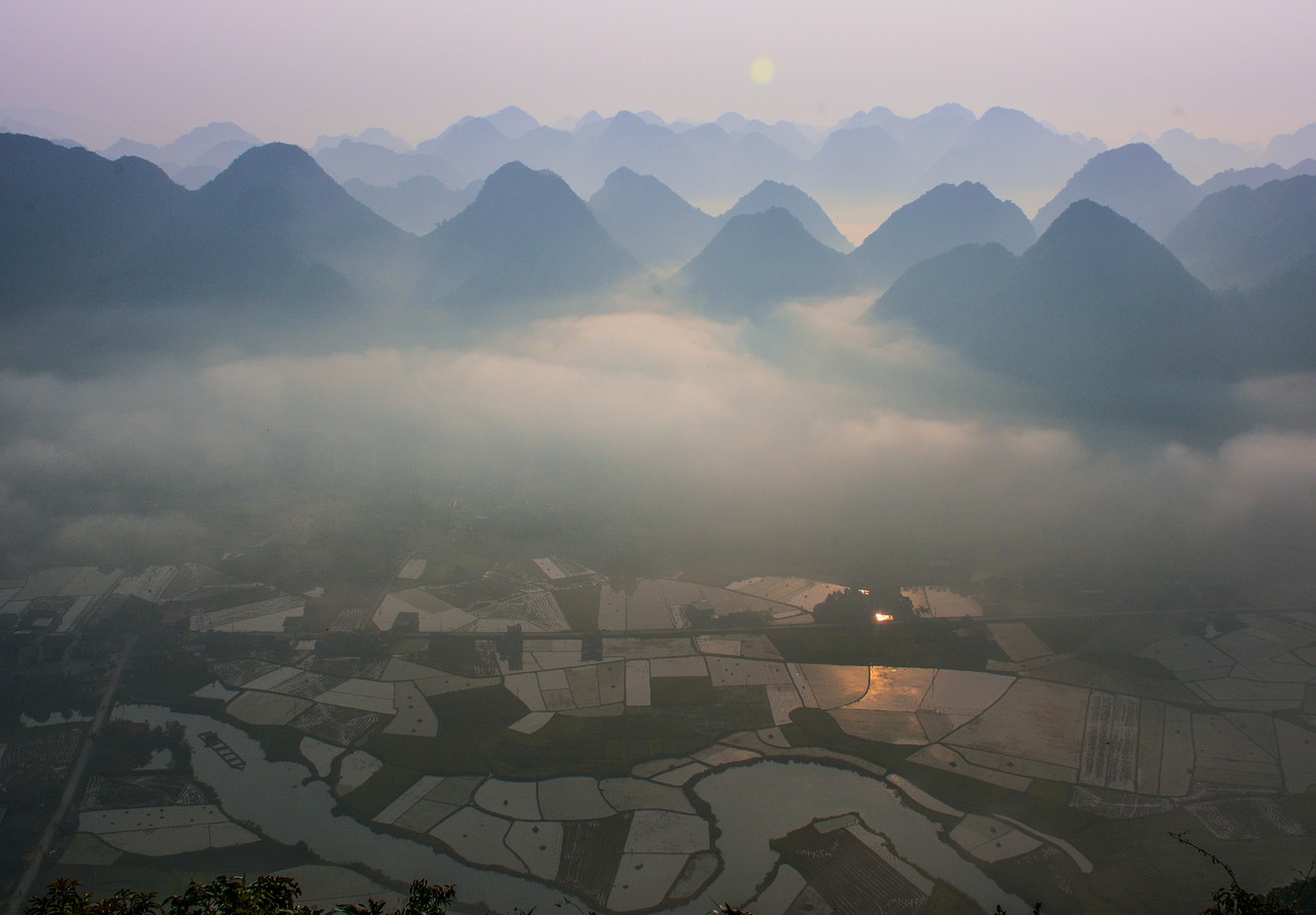 landscape  moutain view  sky free photo