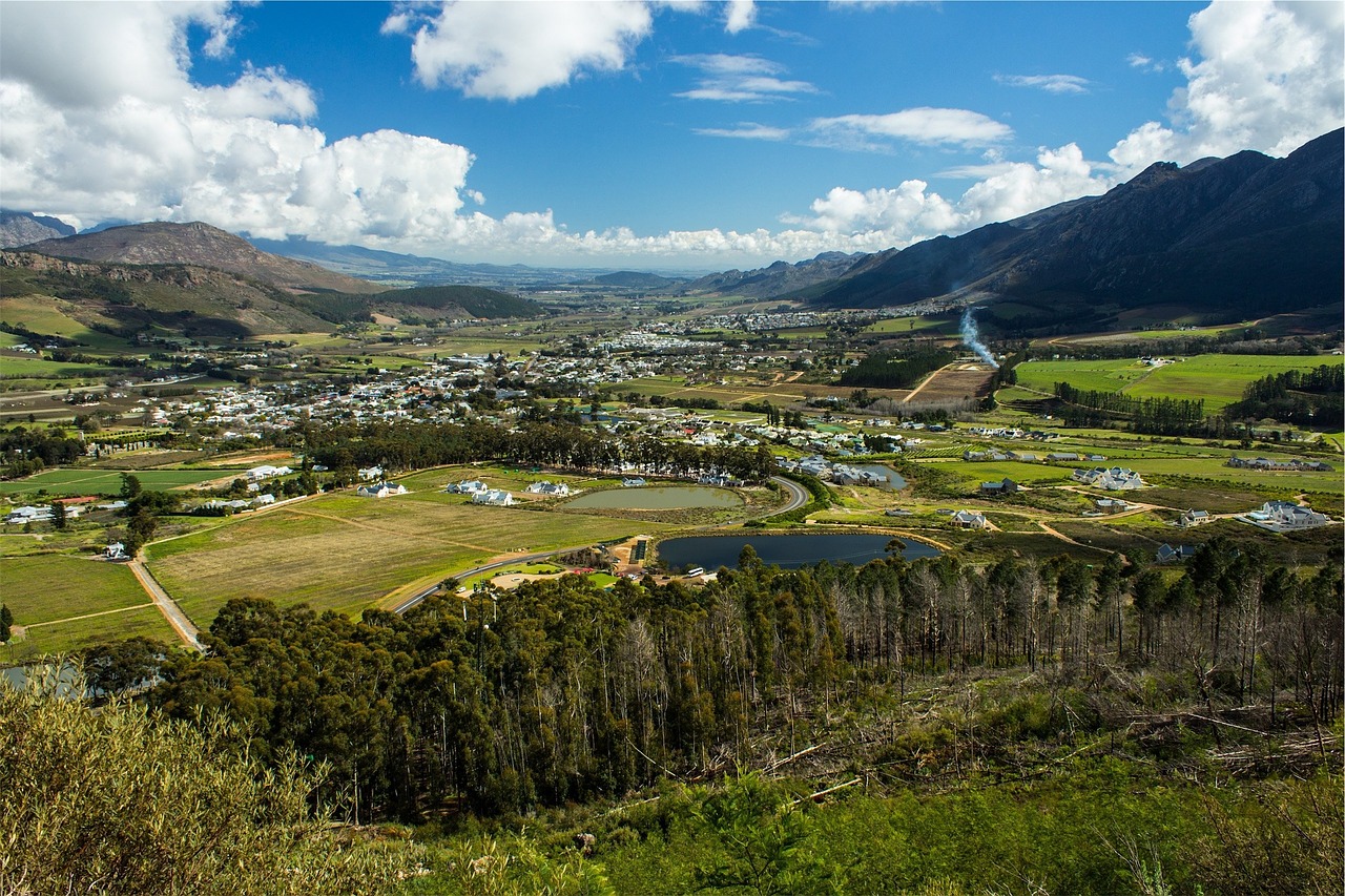 landscape mountains town free photo