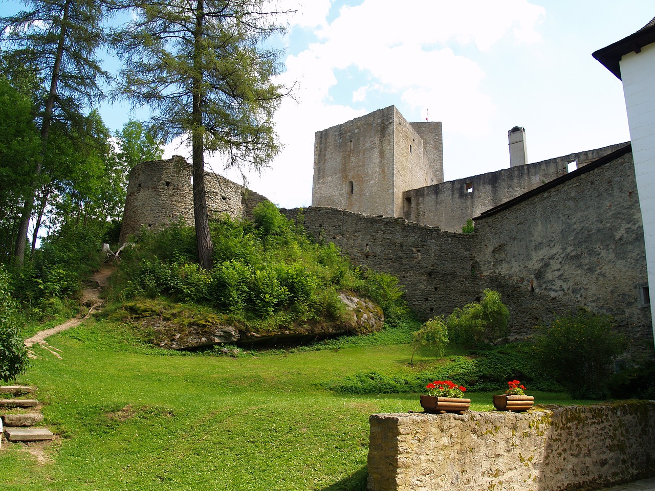 landštejn castle the fortifications free photo