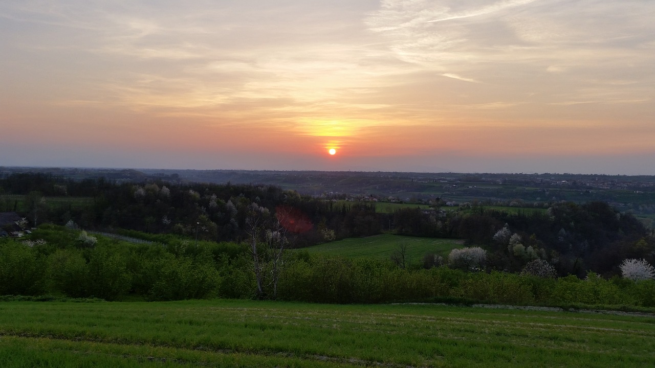 langhe sunset summer free photo