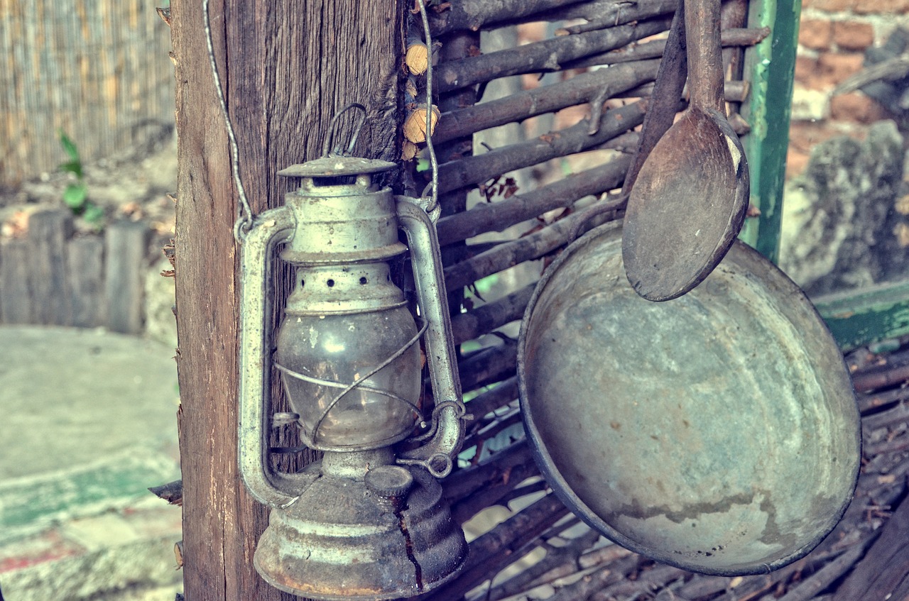 lantern vintage light free photo