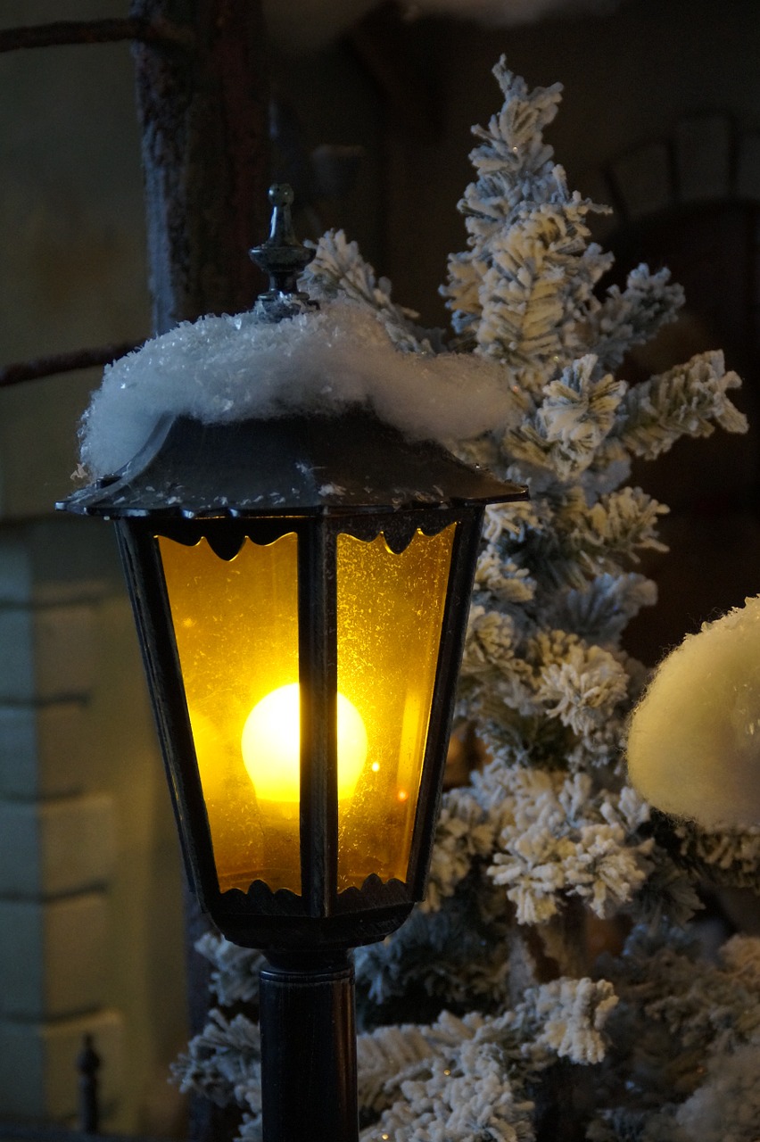 lantern light snowy free photo