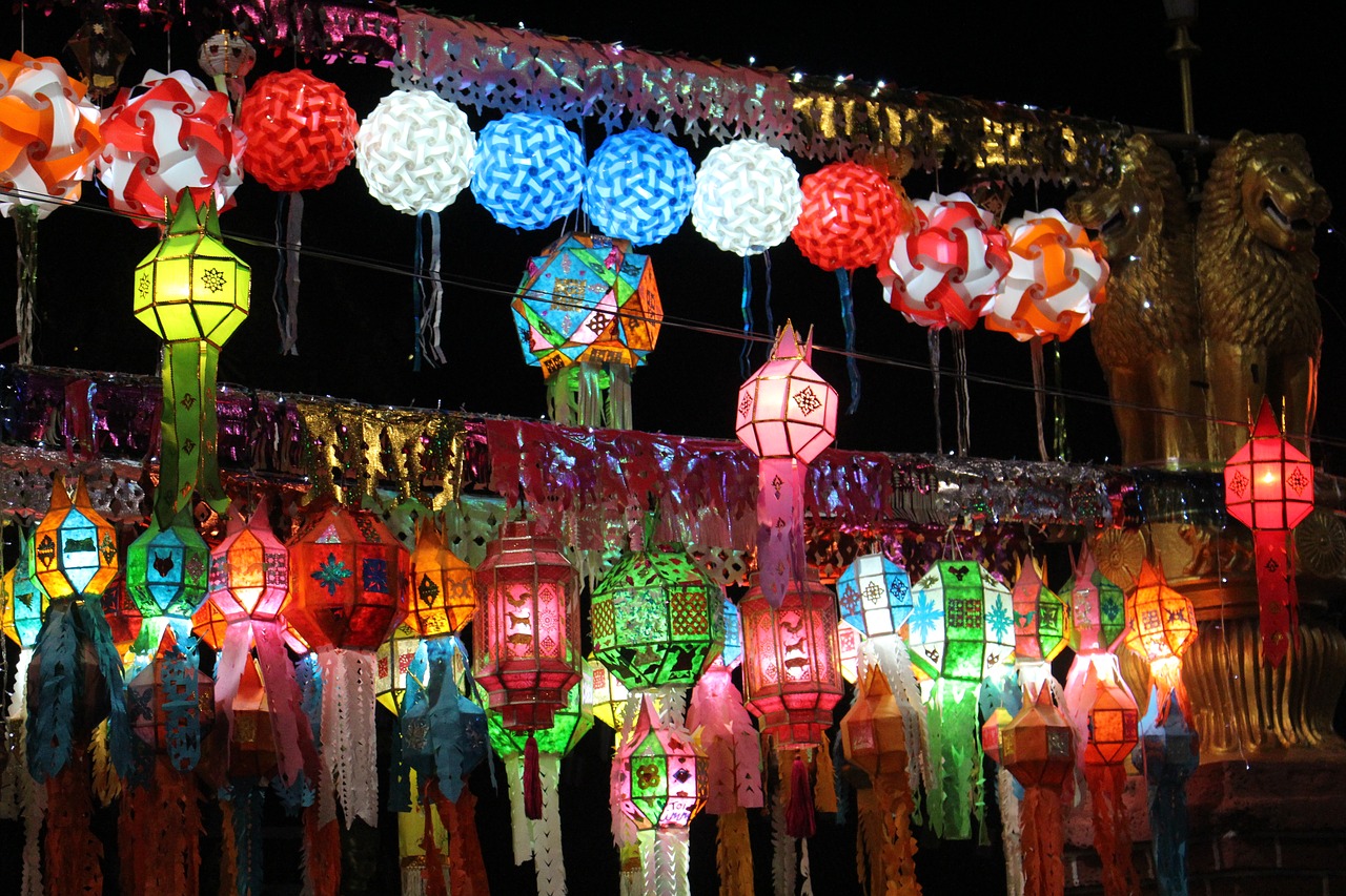 lanterns festival chiang mai free photo