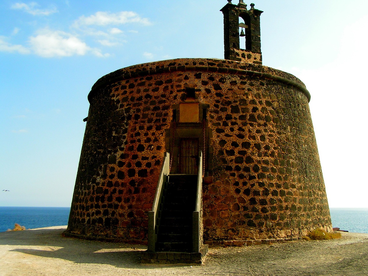 lanzarote castle building free photo