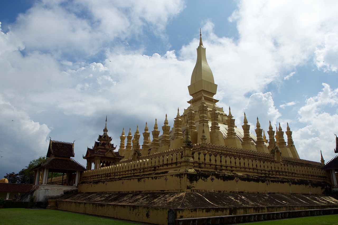 laos golden temple temple free photo