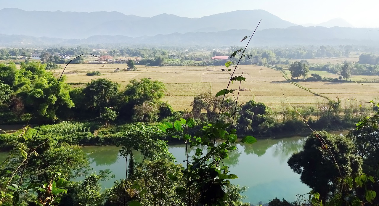 laos river vang vieng free photo