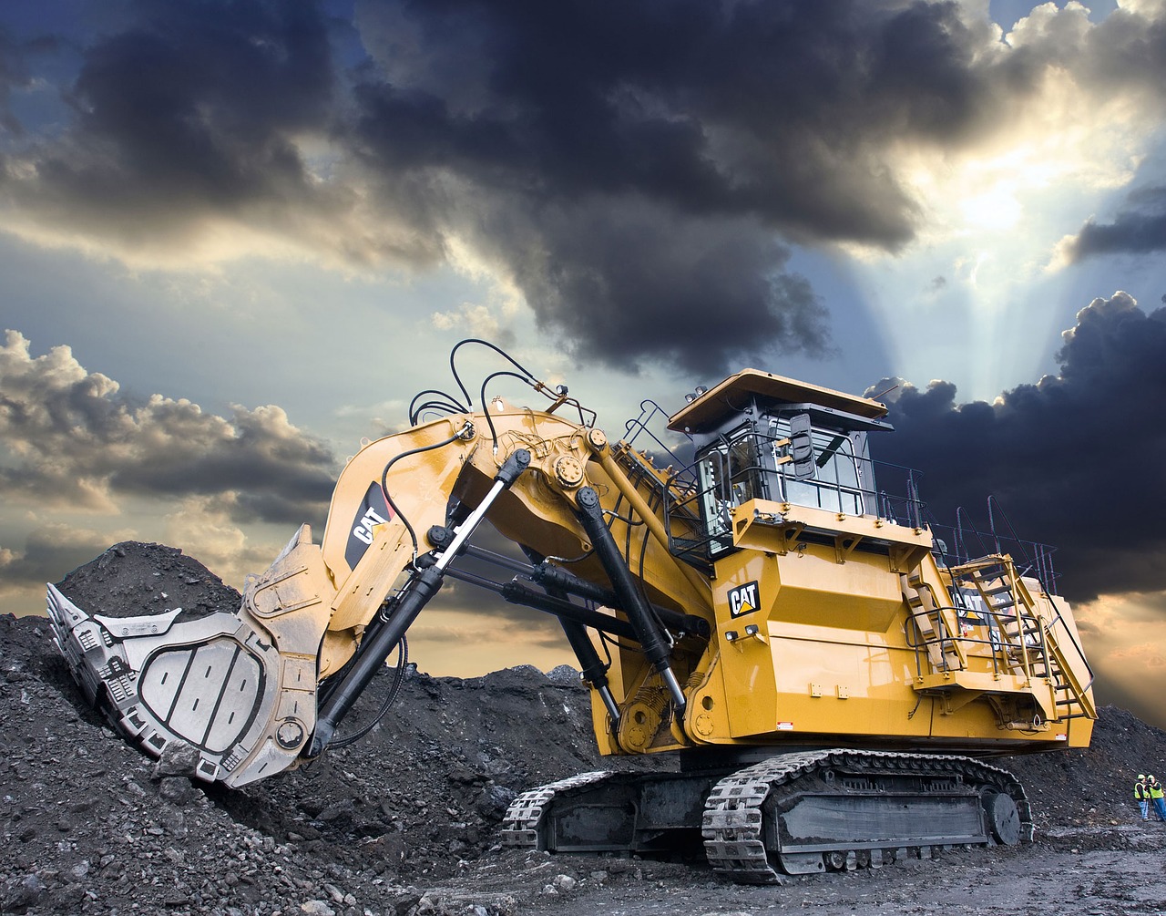 large hydraulic excavator cat 6030 free photo