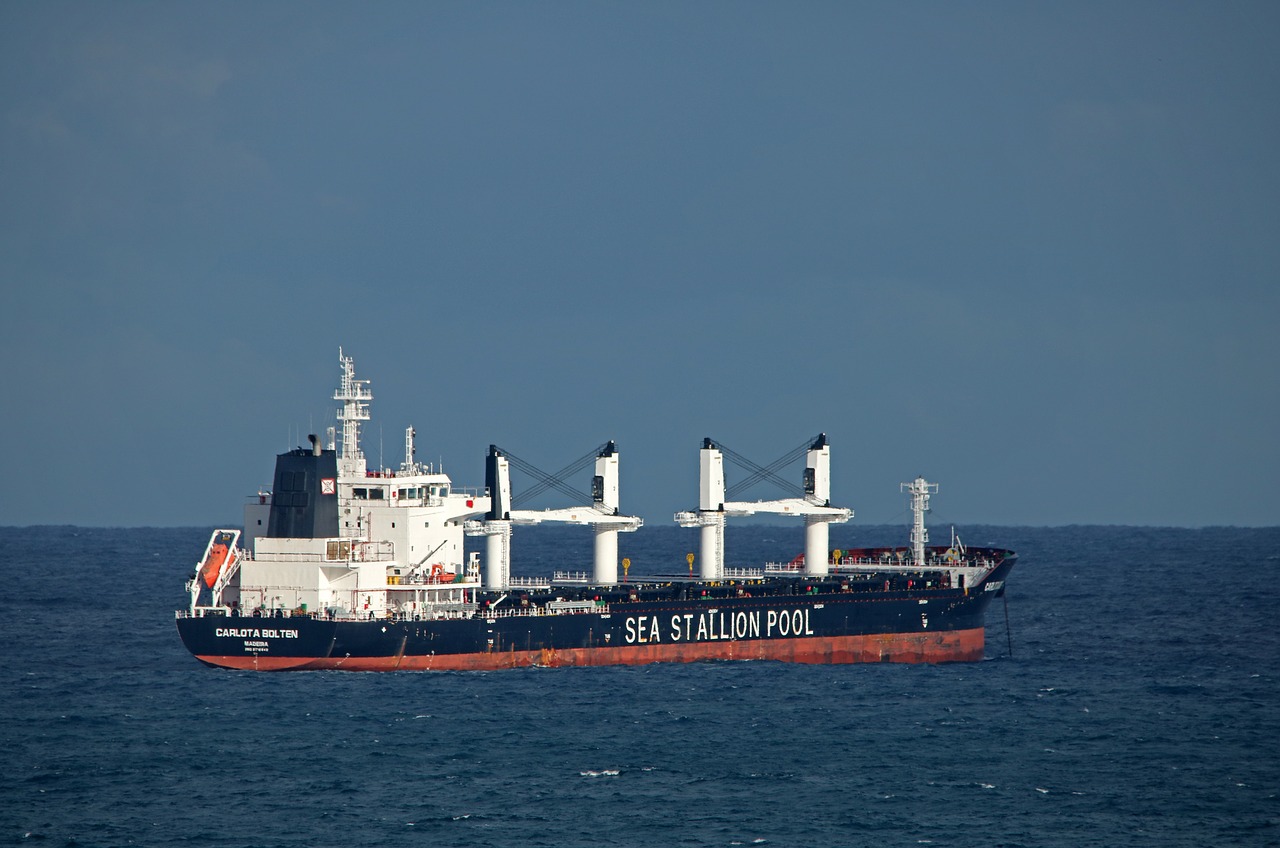 Sea large. Blue Sky судно. Spring Marine Denizcilik суда. Stallion Pool. Maritim Malaysia ship.