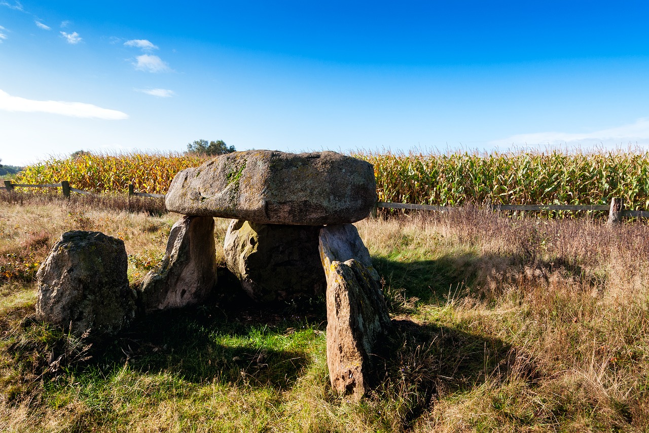 large stone grave badenstedt prince vault free photo