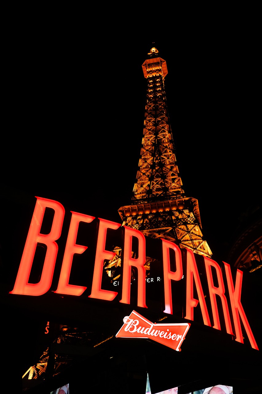 las vegas paris eiffel tower free photo