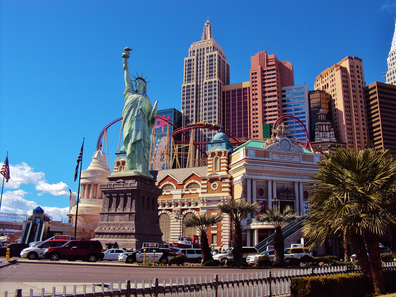 las vegas  liberty statue  city free photo