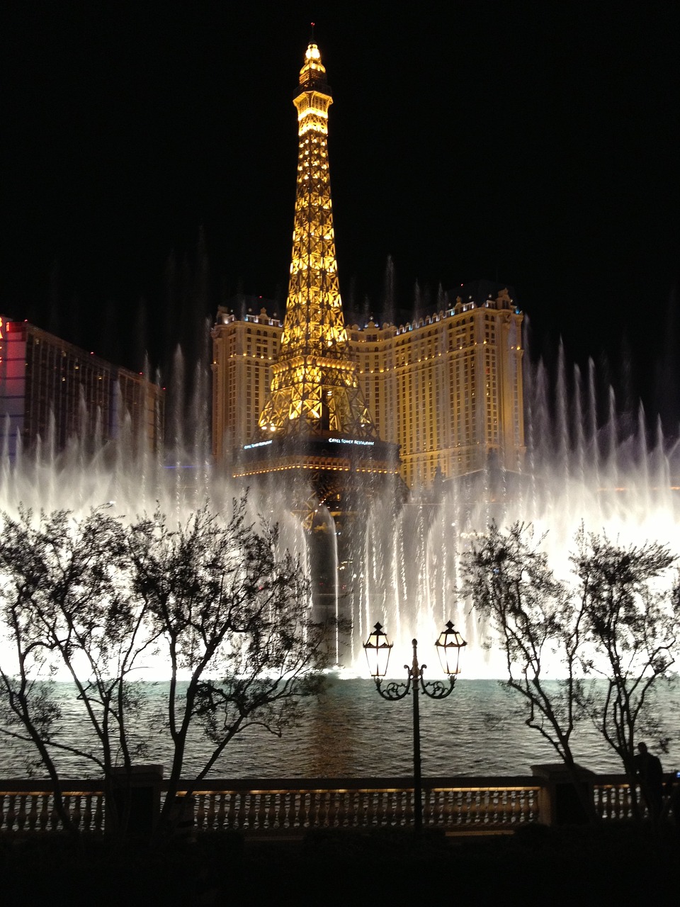 las vegas  bellagio  fountain free photo